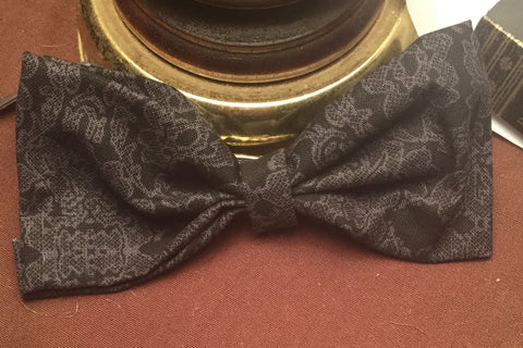Upscale Grey // Black printed Men Bow Ties