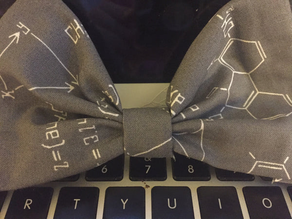 quantum physics bow tie